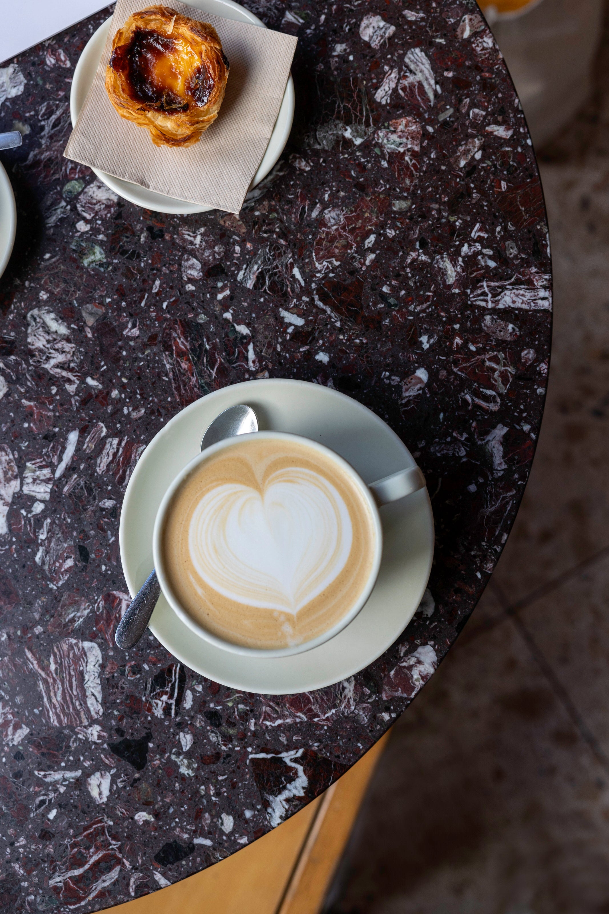 Workshop latte art - draw a heart in your coffee!  (NL/FR/EN)